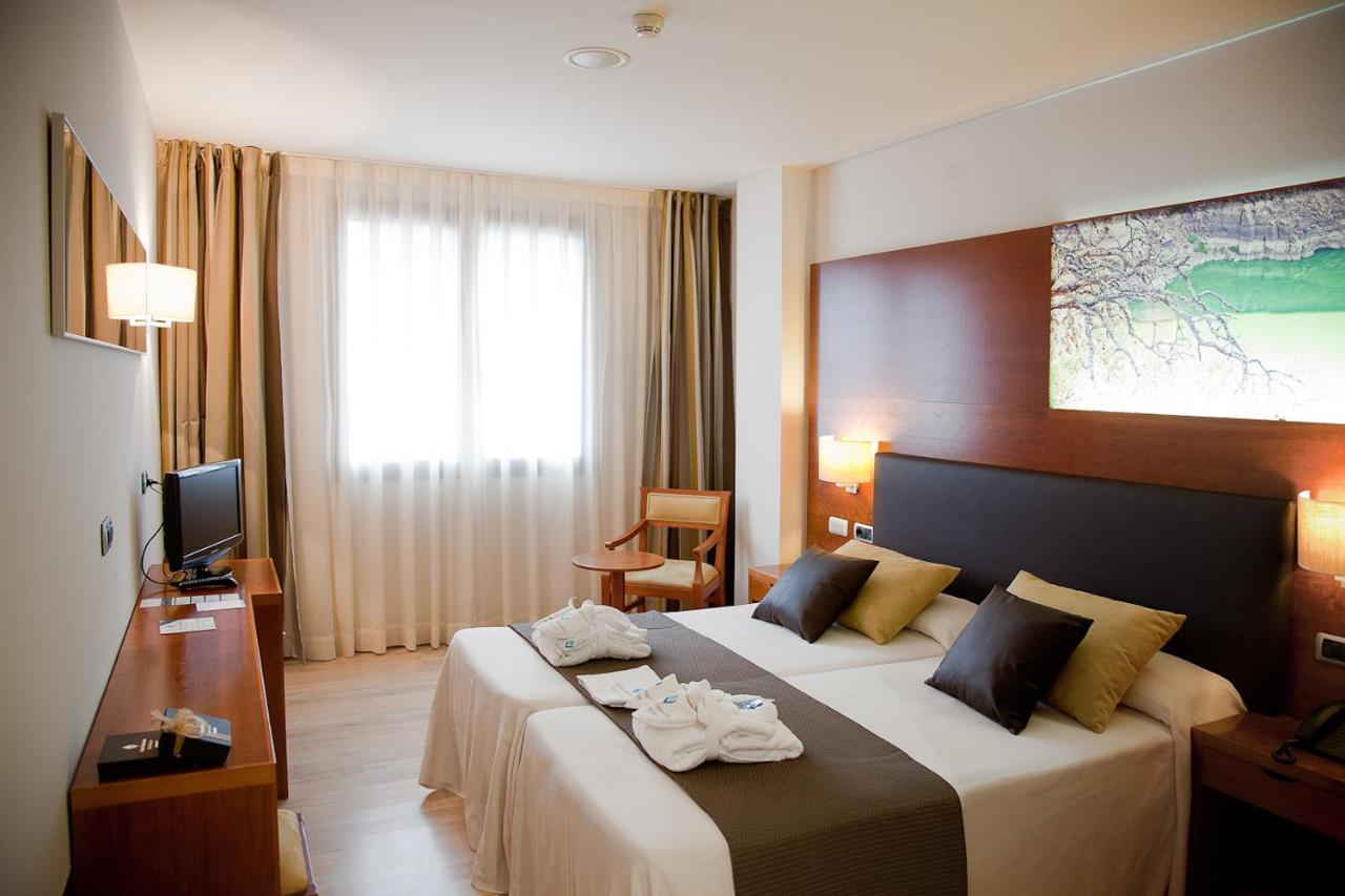 Hotel Balneario Valle Del Jerte Valdastillas Exterior photo